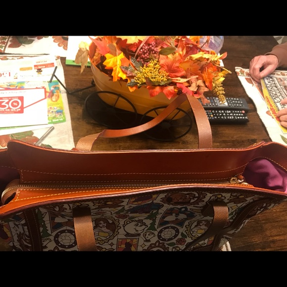 Beauty and the Beast Dooney and Bourke Large size! - Picture 4 of 5